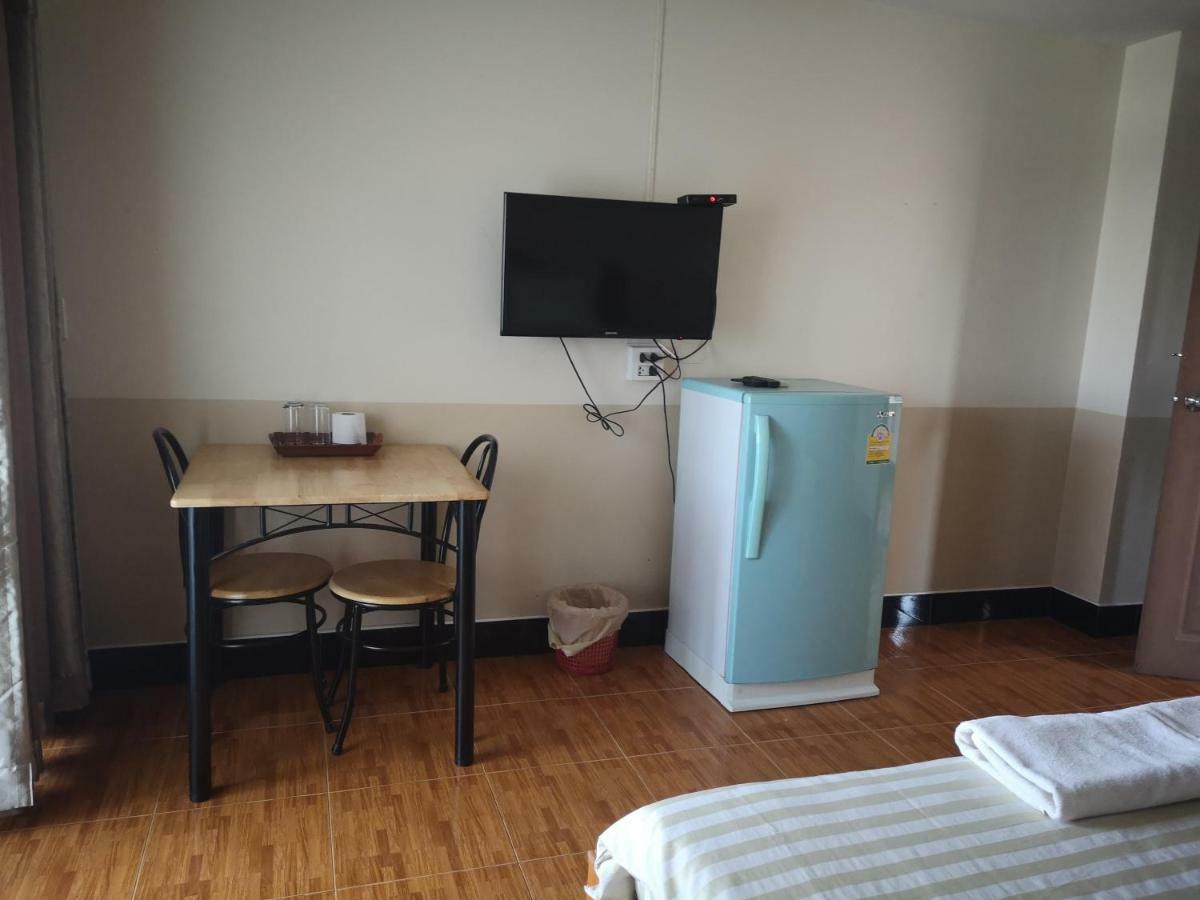 Sab Suwarn Mansion Hotell Suphan Buri Eksteriør bilde
