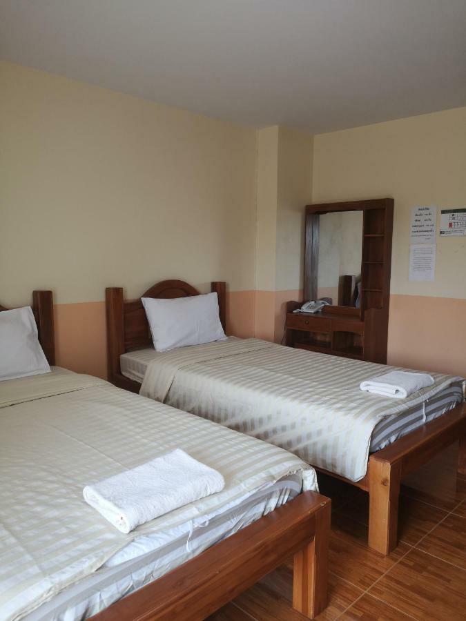 Sab Suwarn Mansion Hotell Suphan Buri Eksteriør bilde